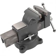 Верстак 22.2Д.020 с тисками