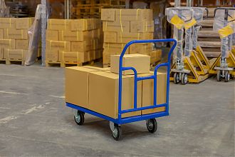 Тележка платформенная ТПТ (г/п 500 кг, 1200x700 мм, колеса черная резина 200 мм)